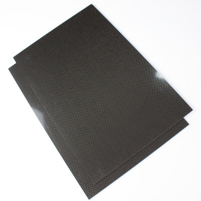 Arkusz CFRP Glossy Black Carbon Fiber Arkusz 3mm 200x300mm