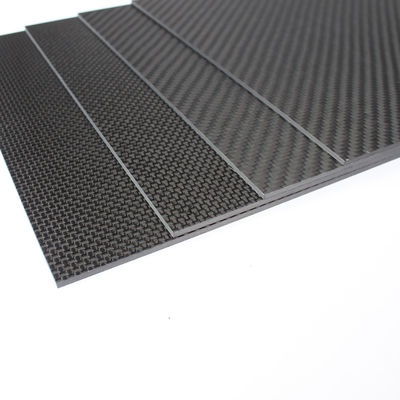 6 mm 1,5 mm 1 mm 0,5 mm Karbonowa płytka CFRP Płytka cieplna 400x500 mm