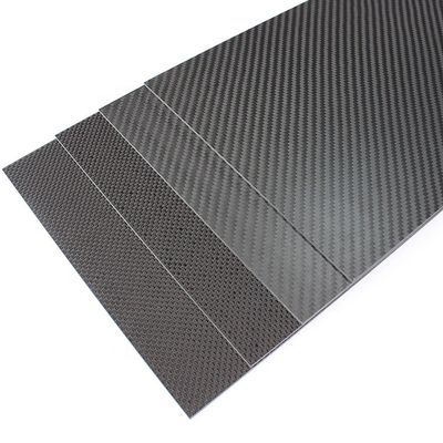 5 mm 4 mm 3 mm 2,0 mm Czyste płyty z włókien węglowych CNC cięcie
