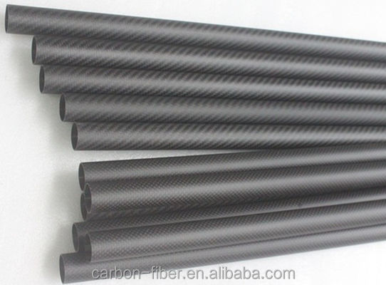 Producenci rur z włókna węglowego 1000mm 2000mm słup CFRP Wysoko wytrzymały słup z włókna węglowego