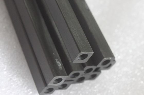 10mm 20mm Włókno węglowe kwadratowe rury okrągłe wewnątrz
